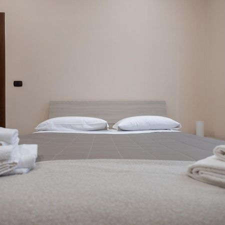 Casa Vacanze Alla Maison フィウミチーノ エクステリア 写真